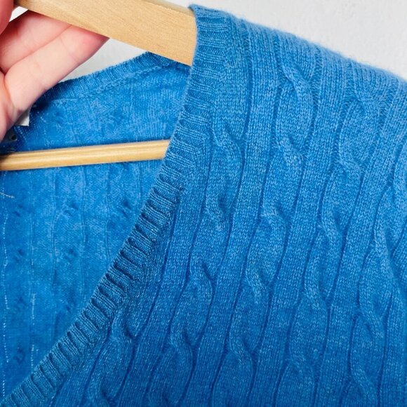 Tweeds Vintage 100% Cashmere Blue Cable Knit Sweater - Picture 6 of 13
